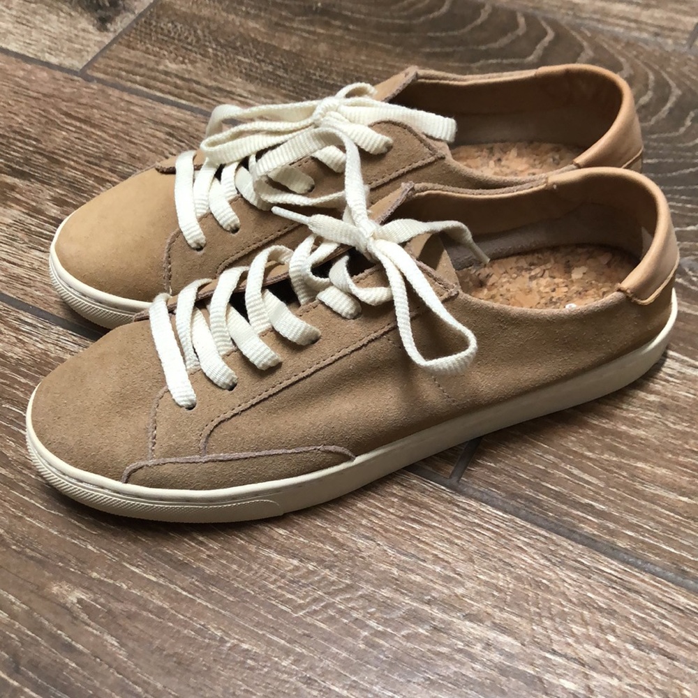 Soludos tan sneakers
